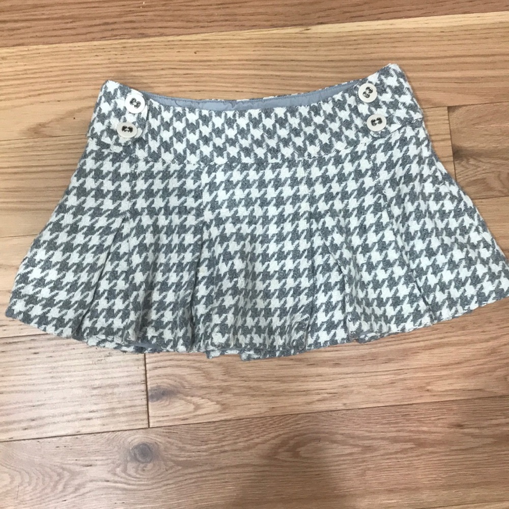 Gray and cream wool skirt